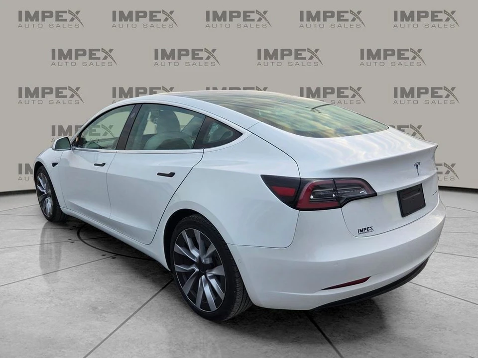 2020 Tesla Model 3 - Image 3 of 12