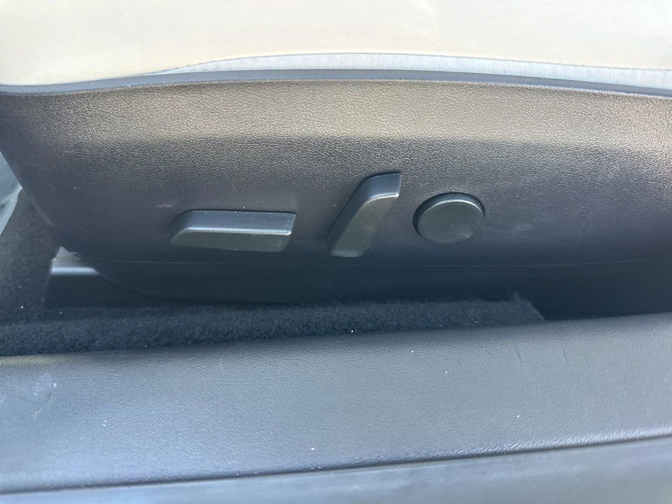 2020 Tesla Model 3 - Image 10 of 12