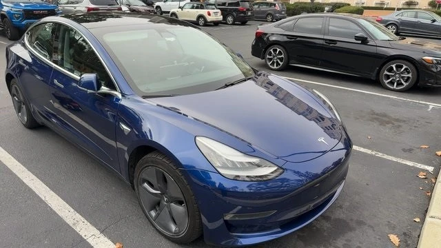 2020 Tesla Model 3 - Image 2 of 6