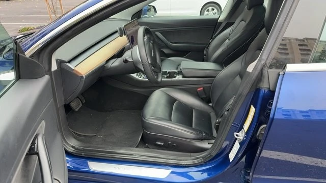 2020 Tesla Model 3 - Image 5 of 6