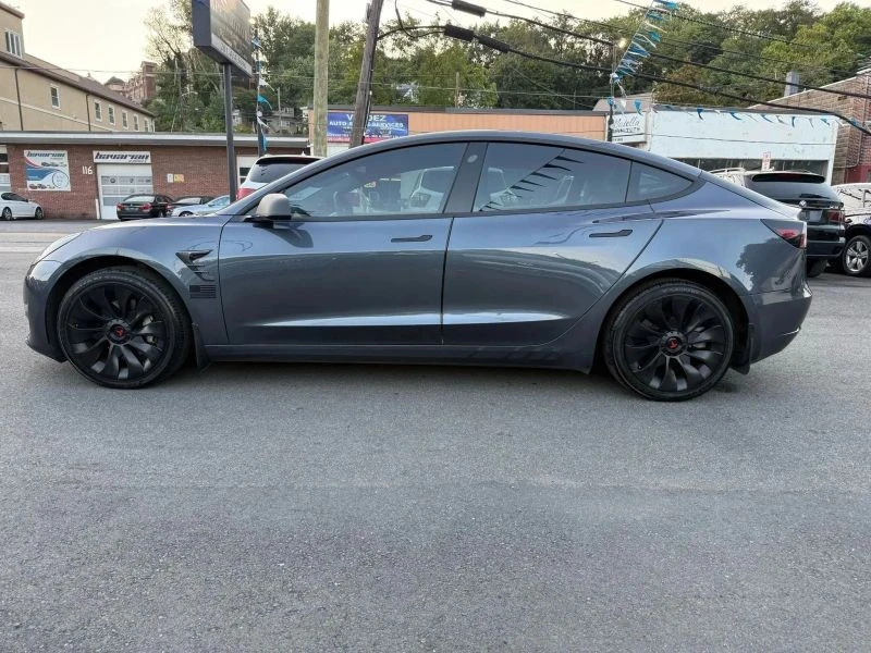 2020 Tesla Model 3 - Image 9 of 12