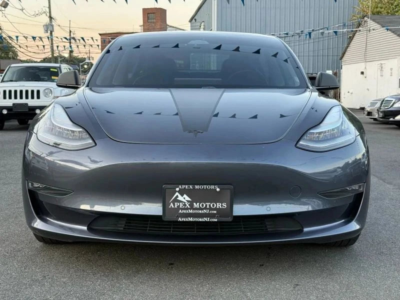 2020 Tesla Model 3 - Image 2 of 12