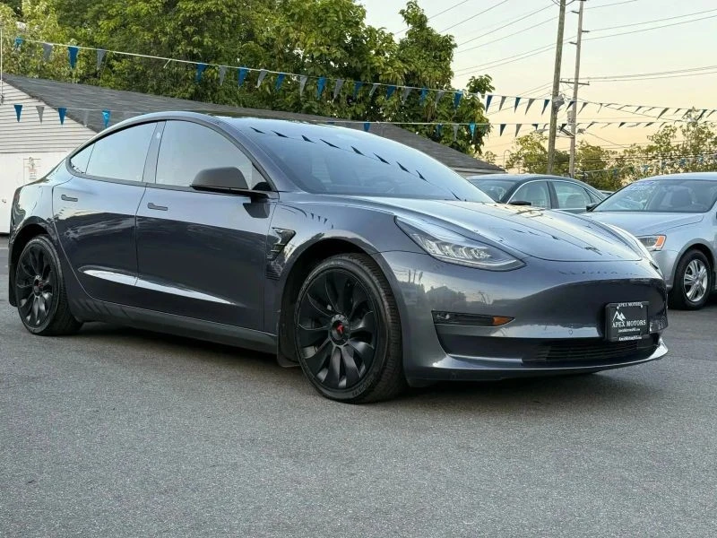 2020 Tesla Model 3 - Image 3 of 12