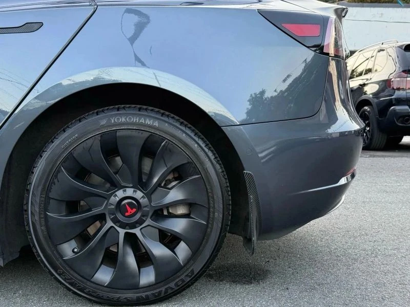 2020 Tesla Model 3 - Image 8 of 12