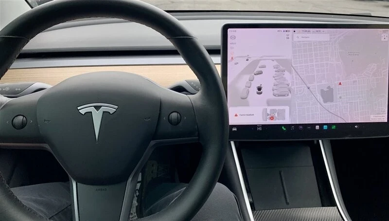 2020 Tesla Model 3 - Image 13 of 16