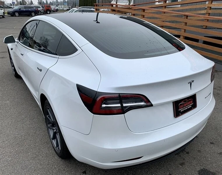 2020 Tesla Model 3 - Image 3 of 16