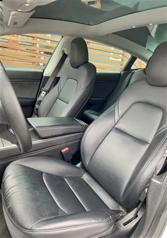 2020 Tesla Model 3 - Image 9 of 16