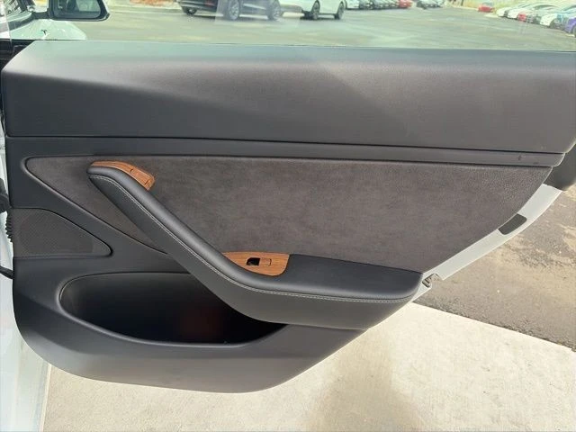 2020 Tesla Model 3 - Image 18 of 21