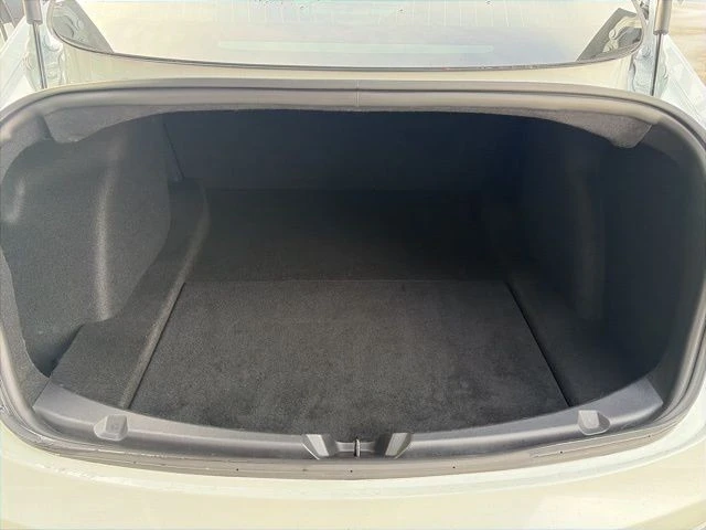 2020 Tesla Model 3 - Image 17 of 21