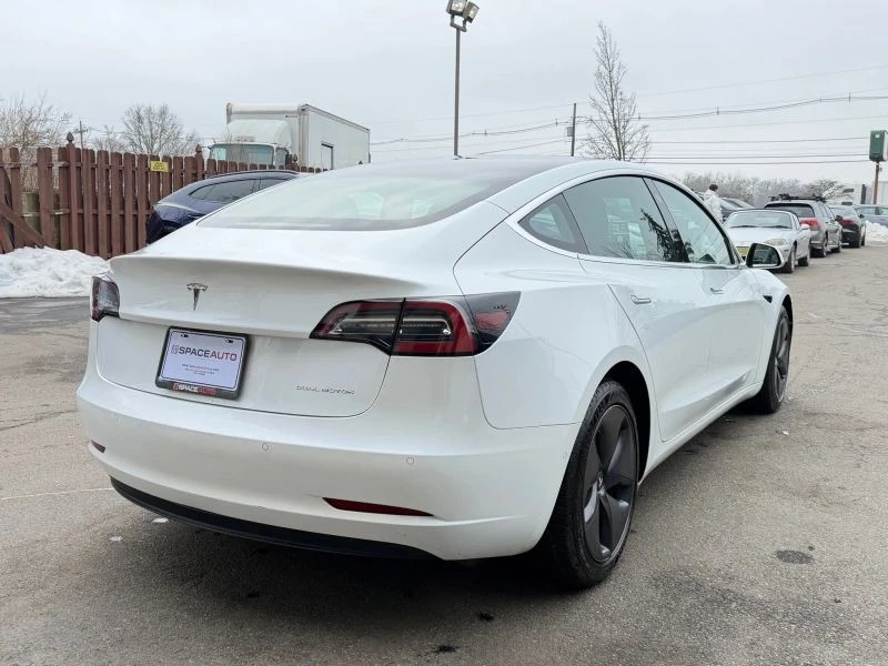 2020 Tesla Model 3 - Image 4 of 12