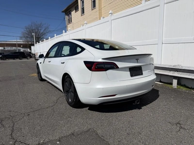 2020 Tesla Model 3 - Image 5 of 12
