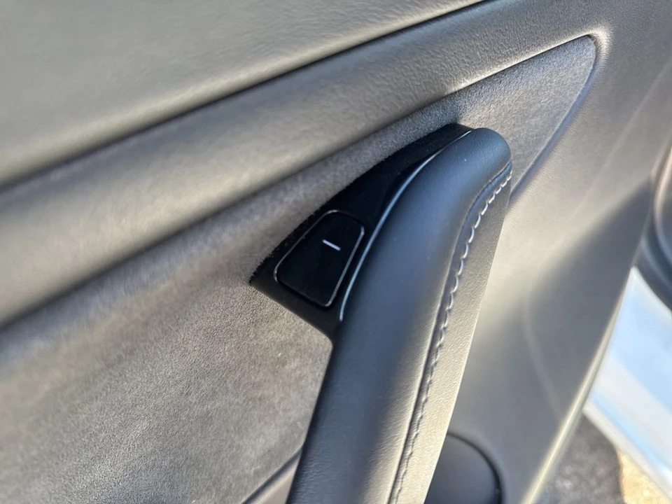 2020 Tesla Model 3 - Image 11 of 21