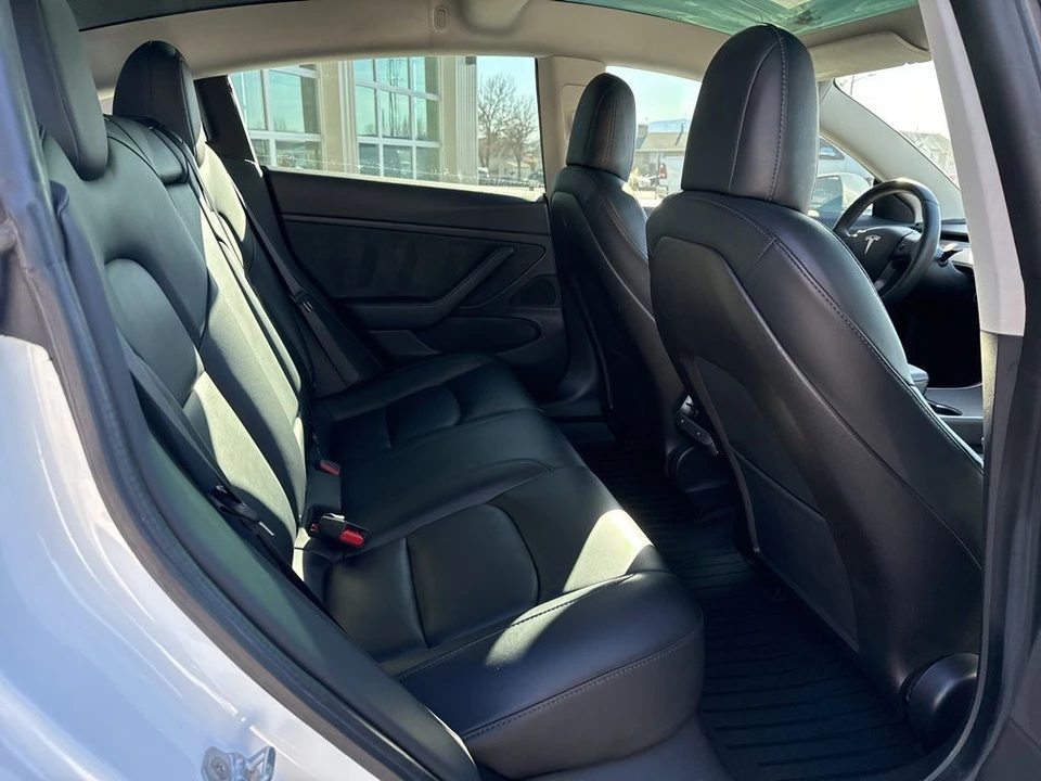 2020 Tesla Model 3 - Image 20 of 21