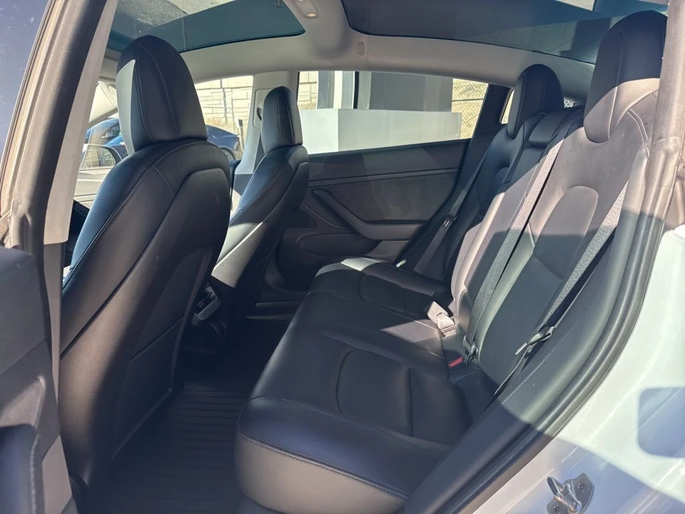 2020 Tesla Model 3 - Image 16 of 21