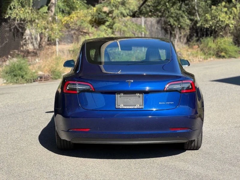 2020 Tesla Model 3 - Image 7 of 12