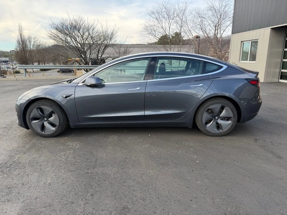 2020 Tesla Model 3 - Image 7 of 20