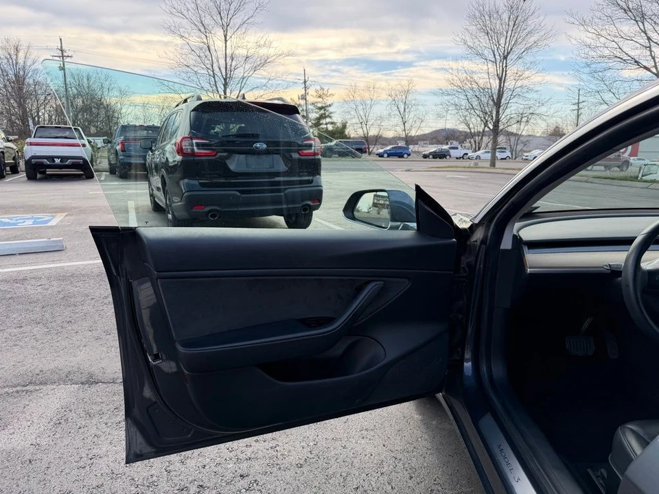 2020 Tesla Model 3 - Image 8 of 20