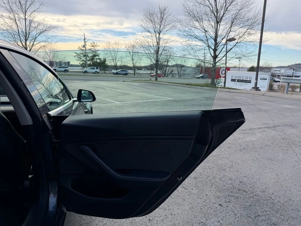 2020 Tesla Model 3 - Image 16 of 20