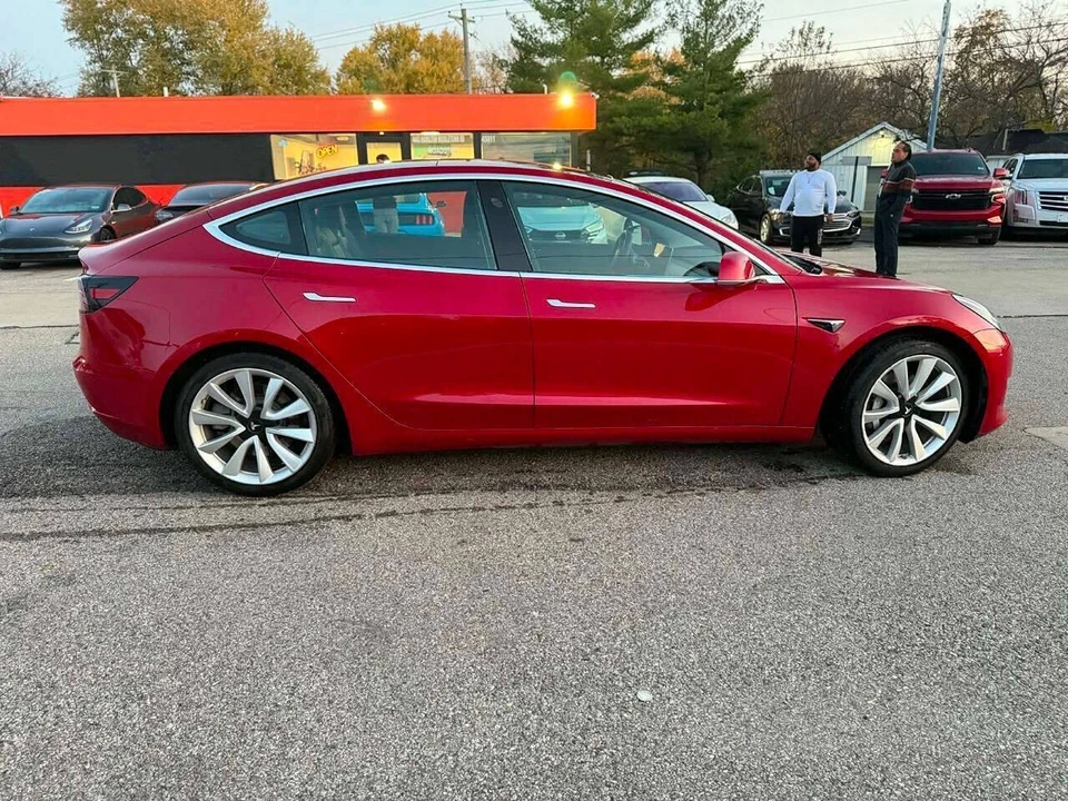 2020 Tesla Model 3 - Image 4 of 12