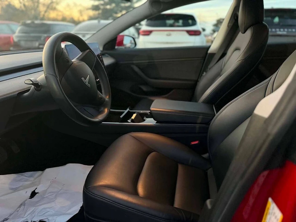 2020 Tesla Model 3 - Image 10 of 12