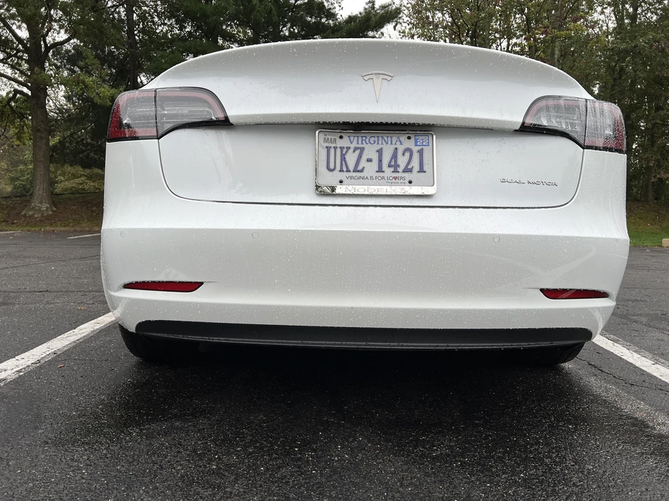 2020 Tesla Model 3 - Image 17 of 31