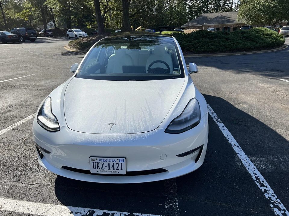 2020 Tesla Model 3 - Image 9 of 31
