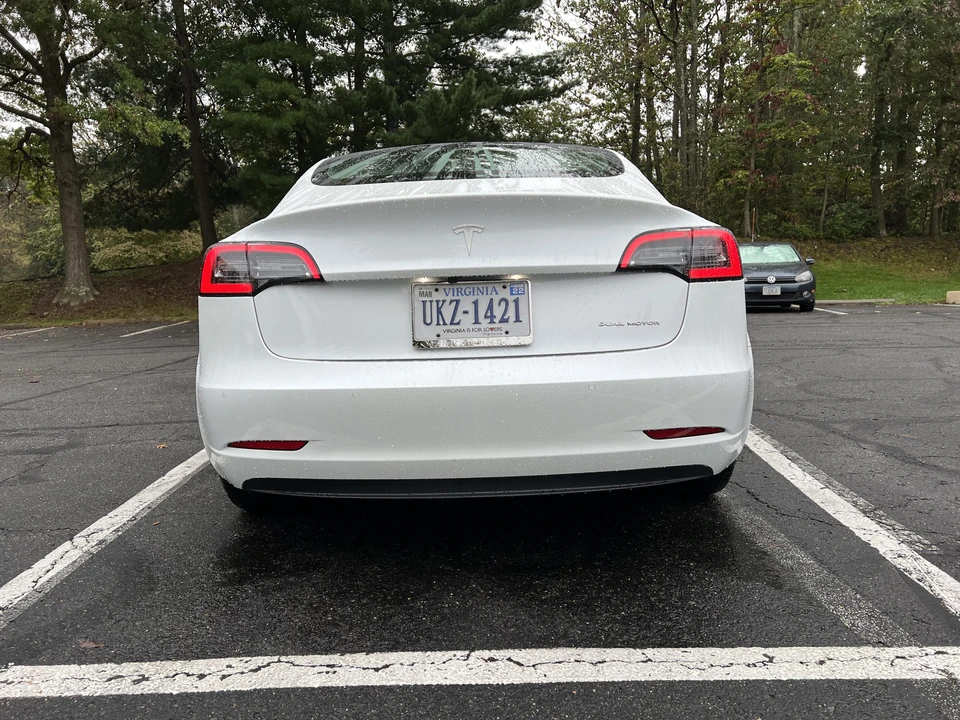 2020 Tesla Model 3 - Image 16 of 31