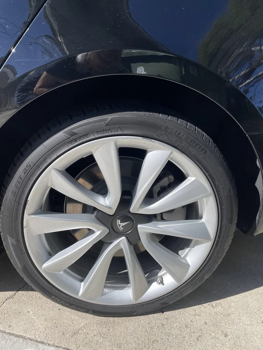 2020 Tesla Model 3 - Image 24 of 31
