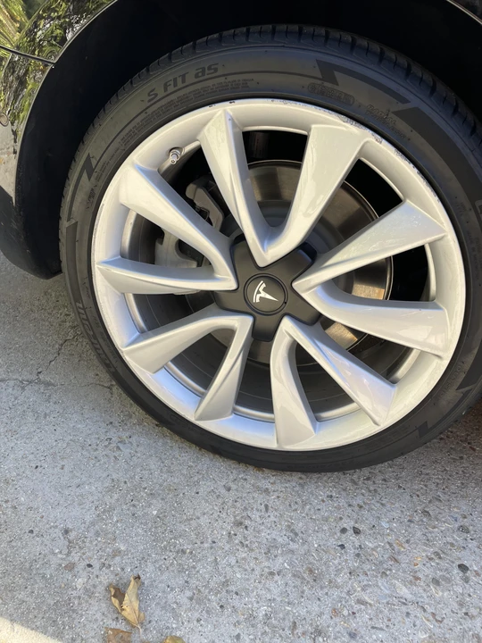 2020 Tesla Model 3 - Image 25 of 31
