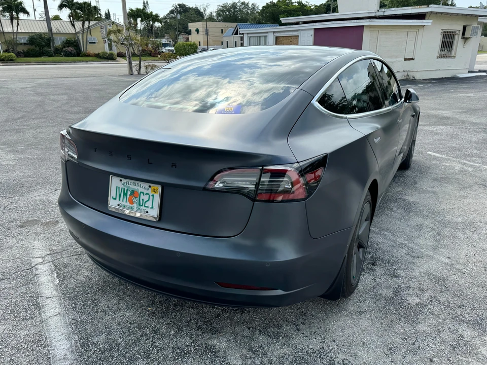 2020 Tesla Model 3 - Image 11 of 31
