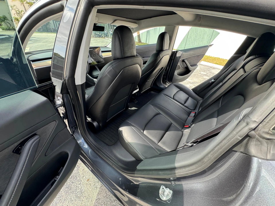 2020 Tesla Model 3 - Image 31 of 31