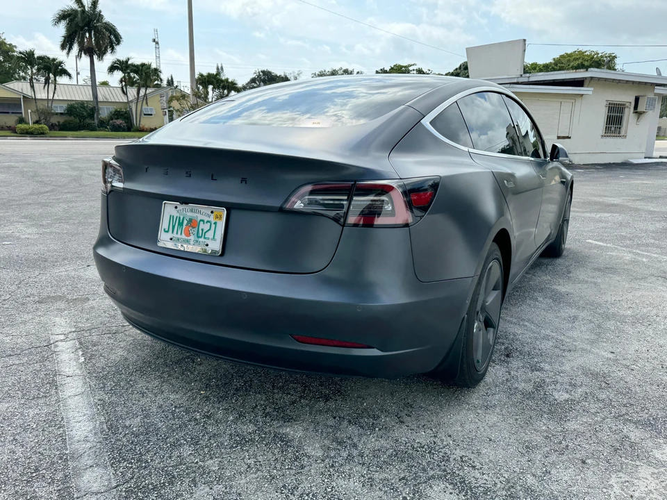 2020 Tesla Model 3 - Image 12 of 31