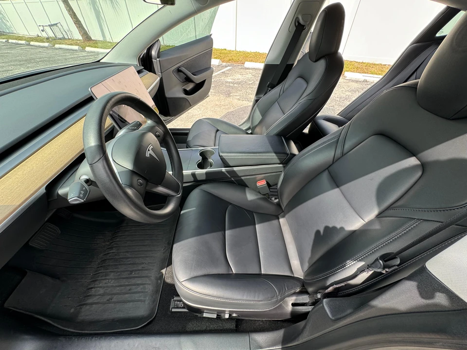 2020 Tesla Model 3 - Image 26 of 31