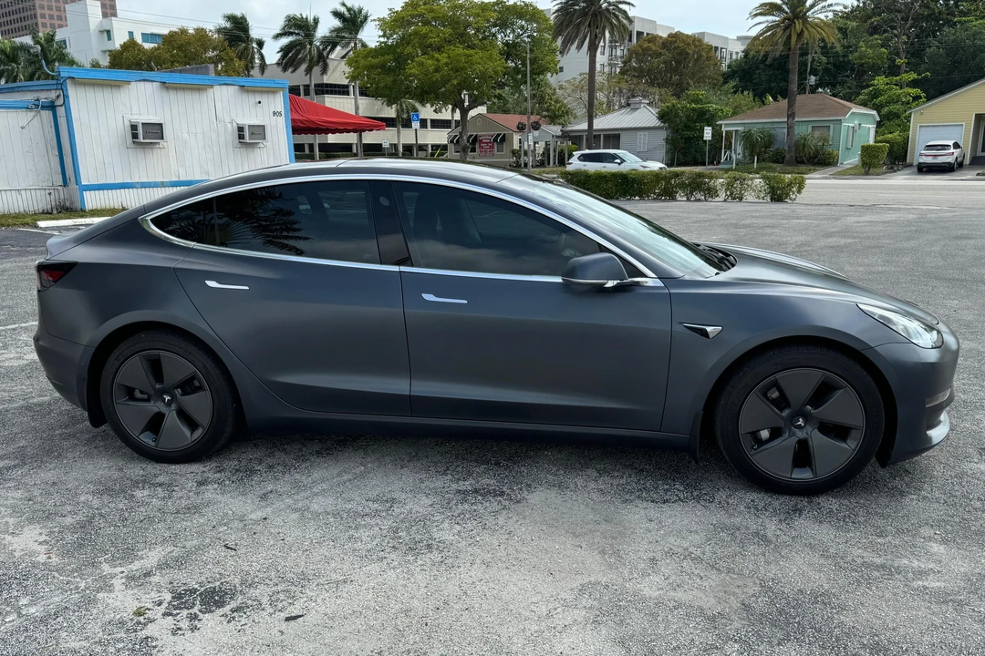 2020 Tesla Model 3 - Image 3 of 31