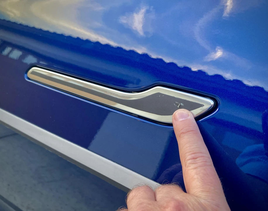 2020 Tesla Model 3 - Image 22 of 31