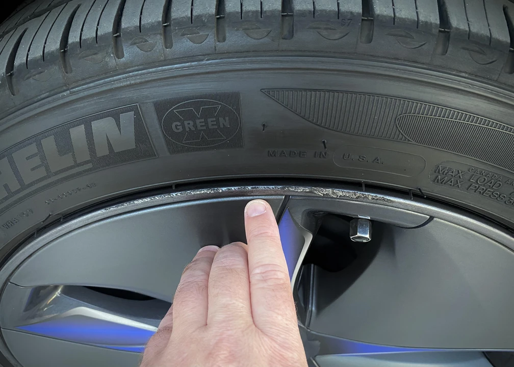 2020 Tesla Model 3 - Image 30 of 31