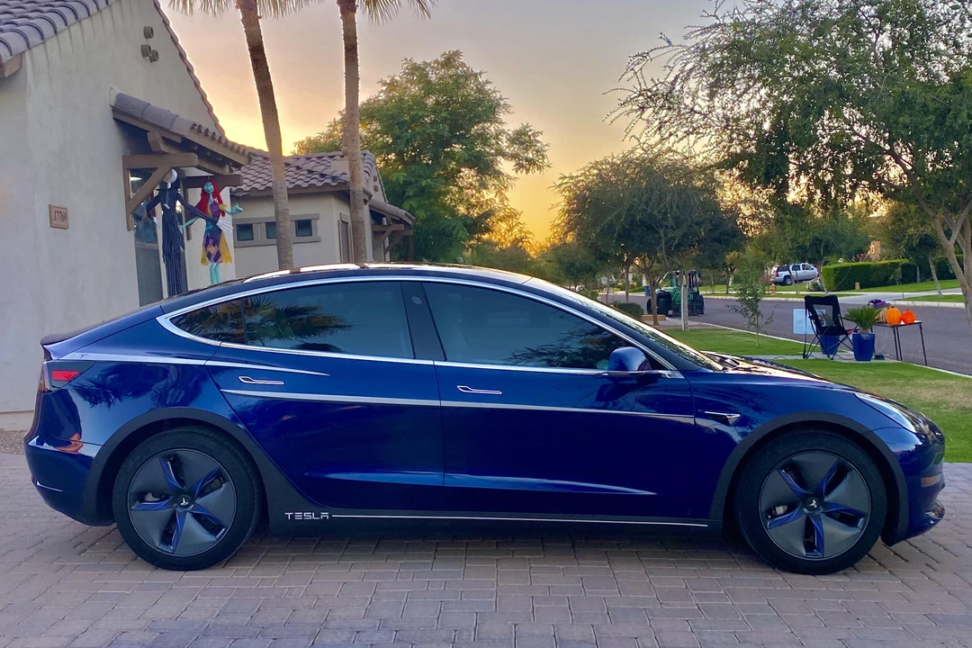 2020 Tesla Model 3 - Image 3 of 31