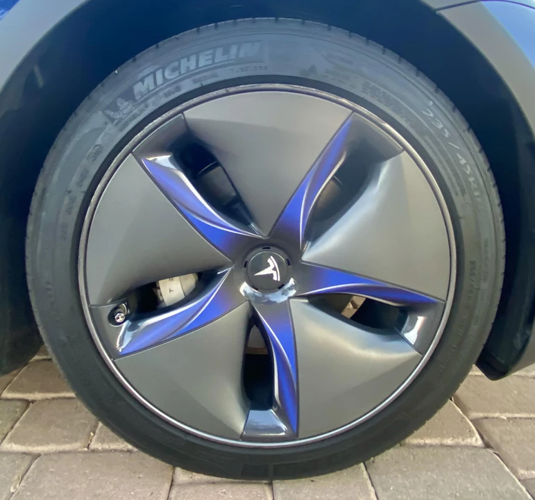 2020 Tesla Model 3 - Image 28 of 31
