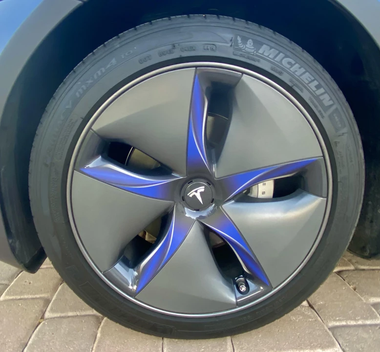 2020 Tesla Model 3 - Image 27 of 31