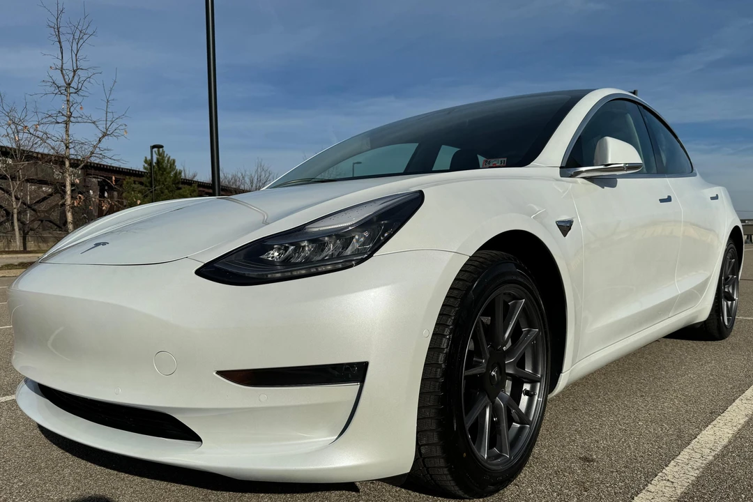 2020 Tesla Model 3 - Image 7 of 31