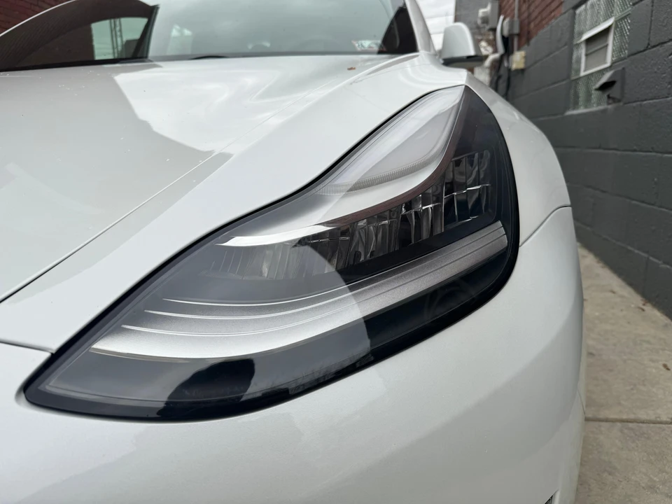 2020 Tesla Model 3 - Image 23 of 31