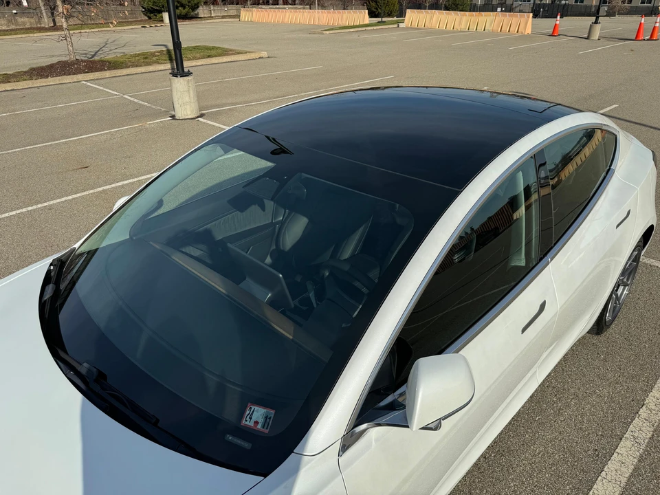 2020 Tesla Model 3 - Image 26 of 31