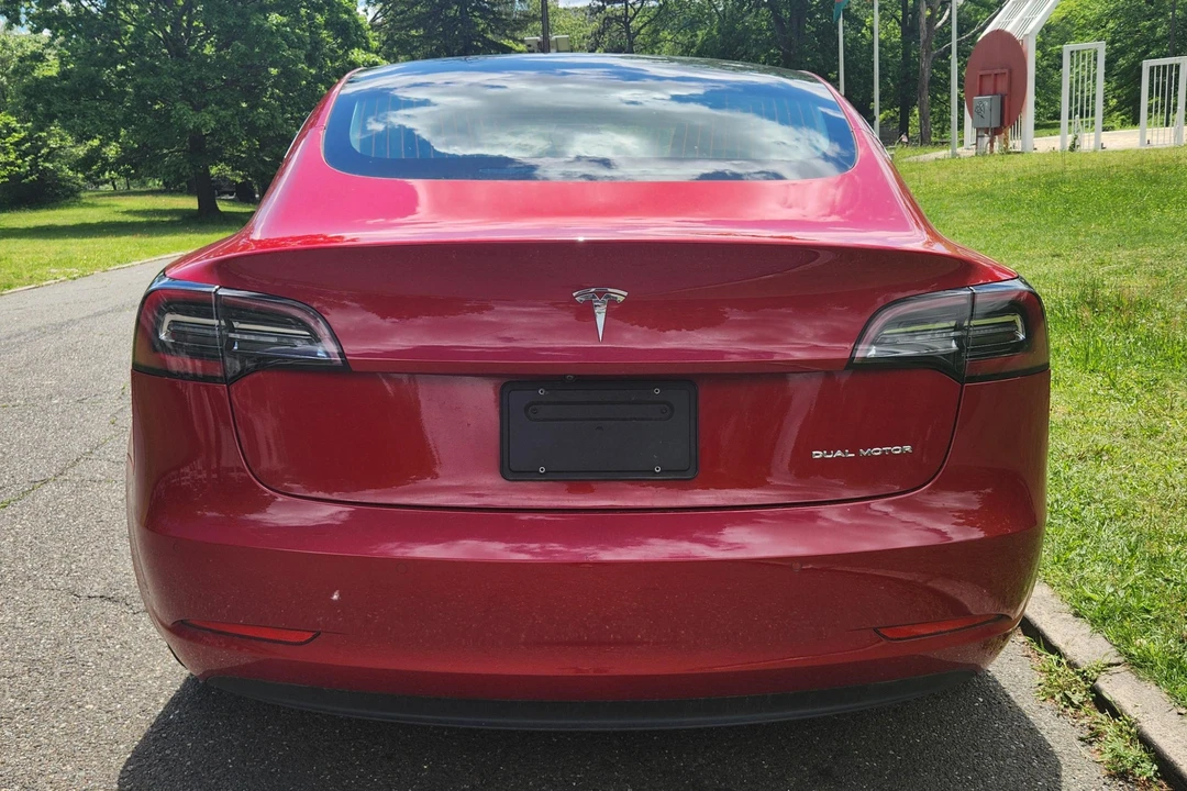 2020 Tesla Model 3 - Image 5 of 31