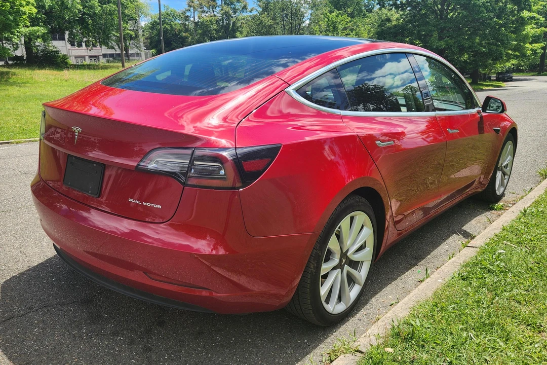 2020 Tesla Model 3 - Image 4 of 31