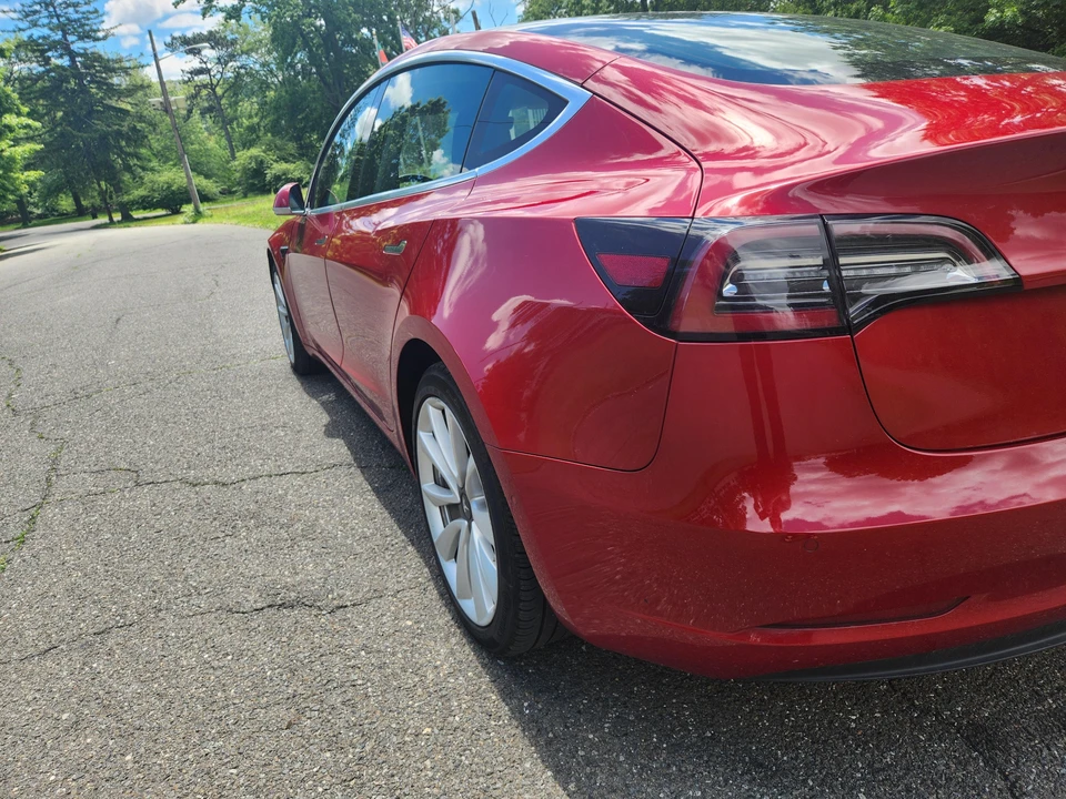 2020 Tesla Model 3 - Image 10 of 31