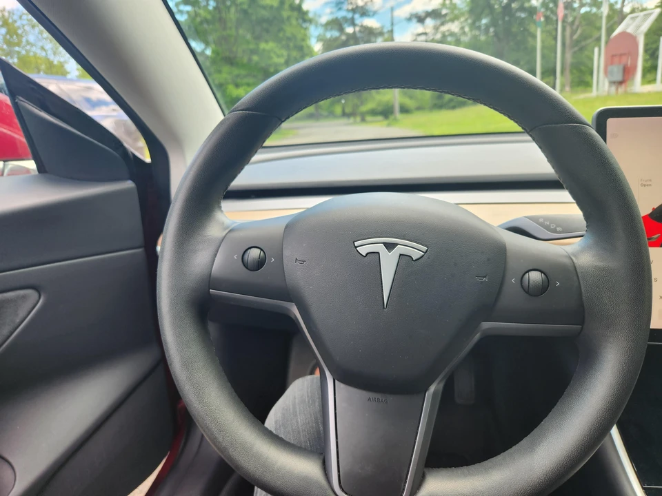 2020 Tesla Model 3 - Image 28 of 31
