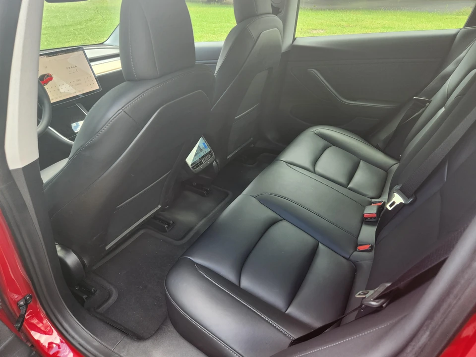 2020 Tesla Model 3 - Image 26 of 31