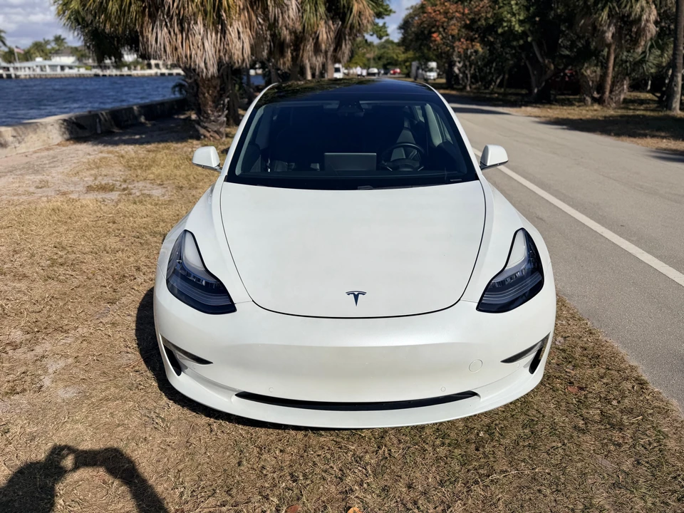 2020 Tesla Model 3 - Image 6 of 31
