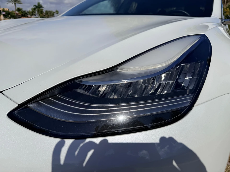 2020 Tesla Model 3 - Image 26 of 31