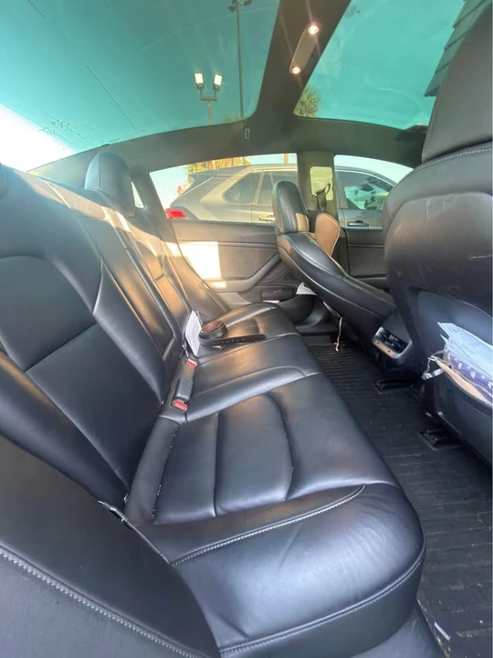 2020 Tesla Model 3 - Image 8 of 12